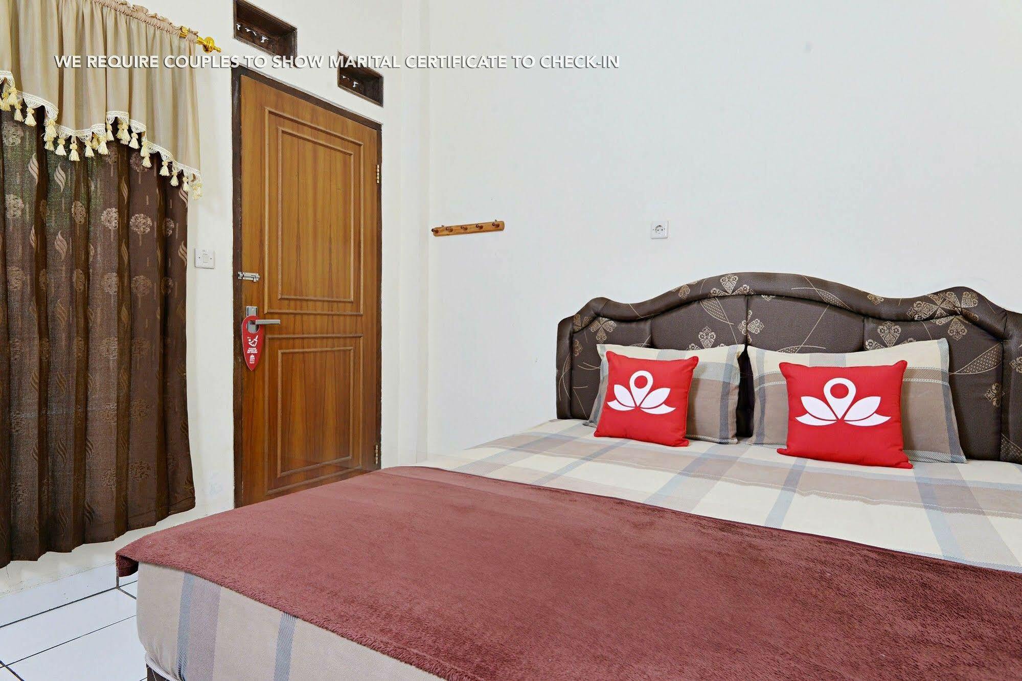 Zen Rooms Antapani Syariah Bandung Luaran gambar